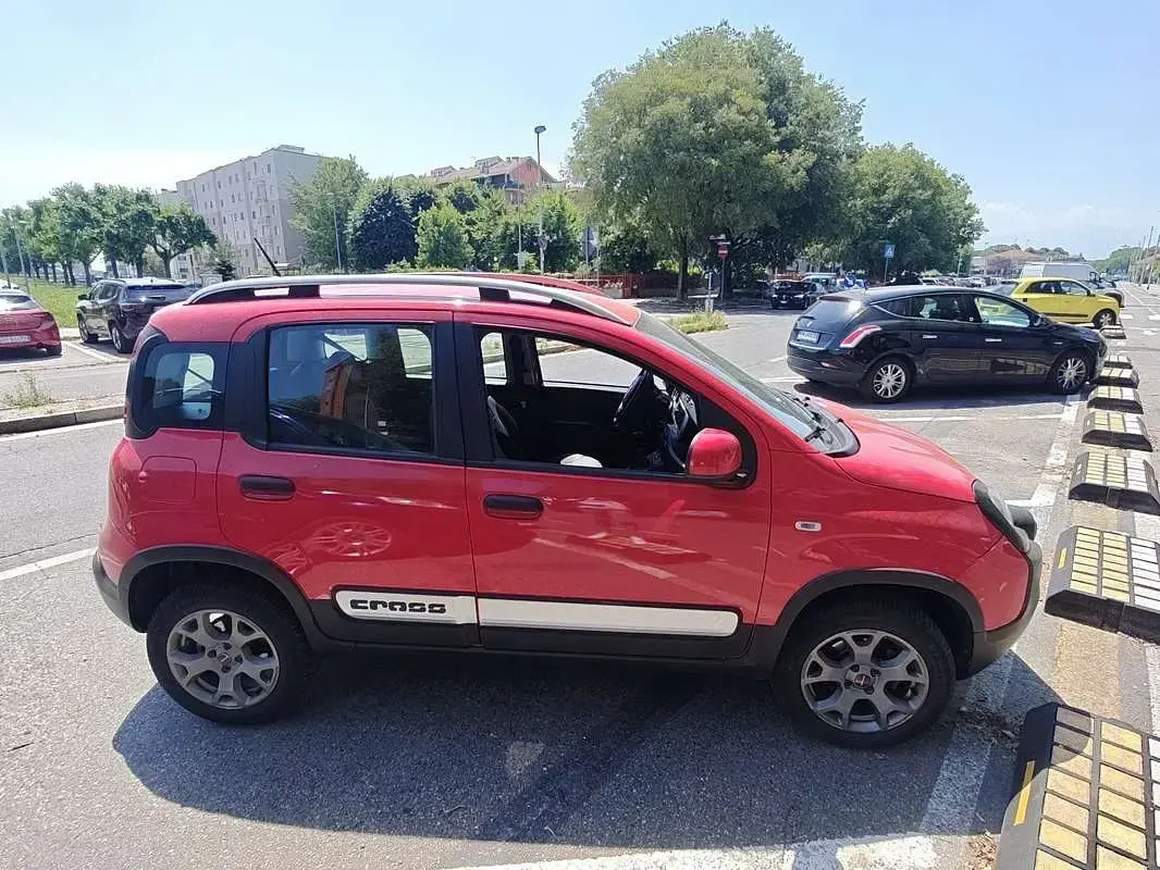 Usata Fiat Panda Cross Cross 86 CV (63 kW) 2020 Utilitaria