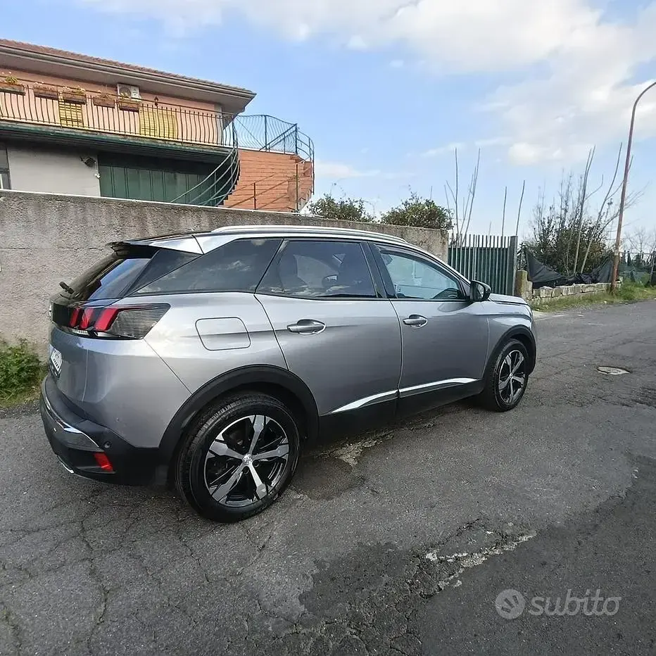 Usata Peugeot 3008 Allure 131 CV (96 kW) 2018 Grigio SUV