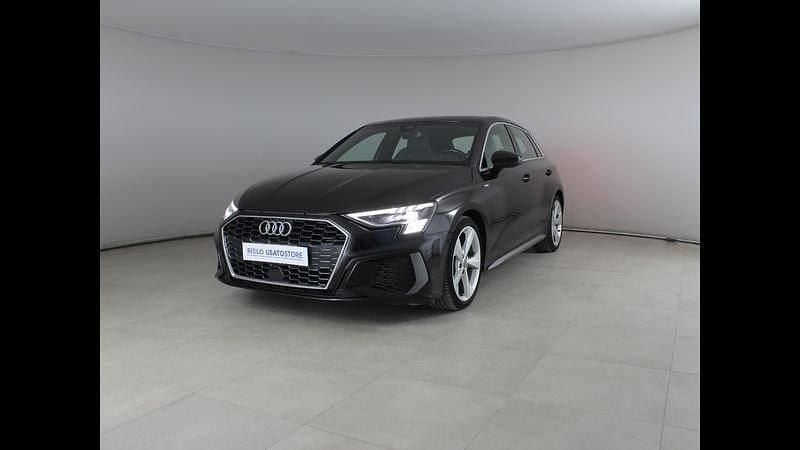 Usata Audi A3 Sportback S-Line 150 CV (110 kW) 2020 Nero Utilitaria