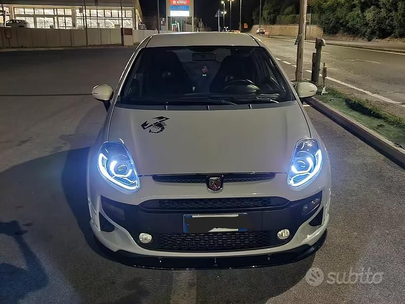 Usata Abarth Punto Evo 165 CV (121 kW) 2011 Grigio Utilitaria
