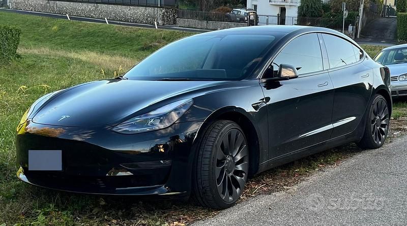Usata Tesla Model 3 Performance 461 kW (627 CV) 2023 Nero Berlina