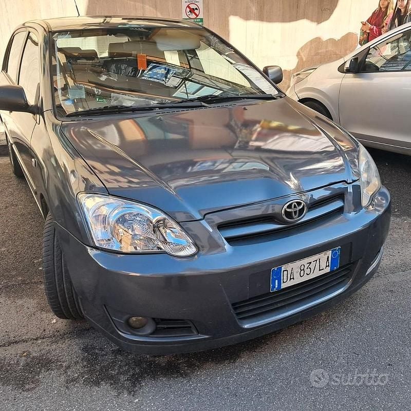 Usata Toyota Corolla 2006 Grigio Berlina