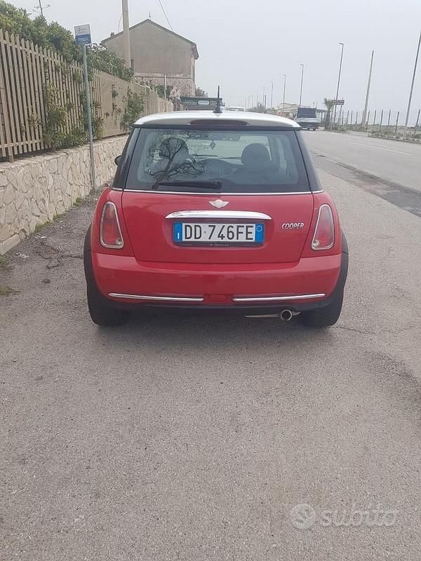 Usata Mini Cooper Coupé 115 CV (84 kW) 2006 Rosso Coupé