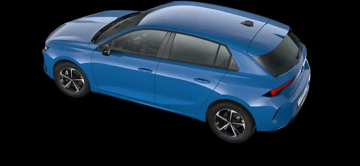 Usata Opel Astra Edition 145 CV (106 kW) 2023 Giallo / metallizzato Utilitaria