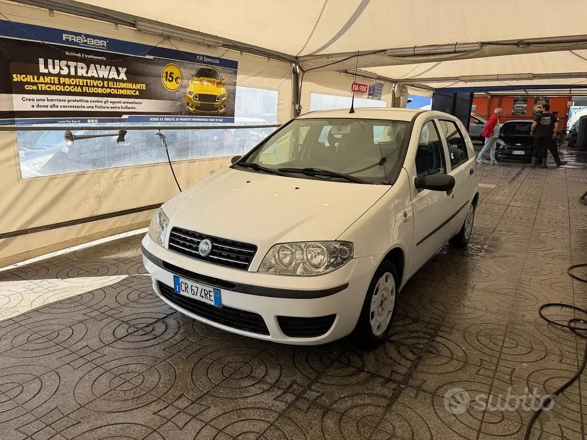 Usata Fiat Punto Active 60 CV (44 kW) 2004 Utilitaria