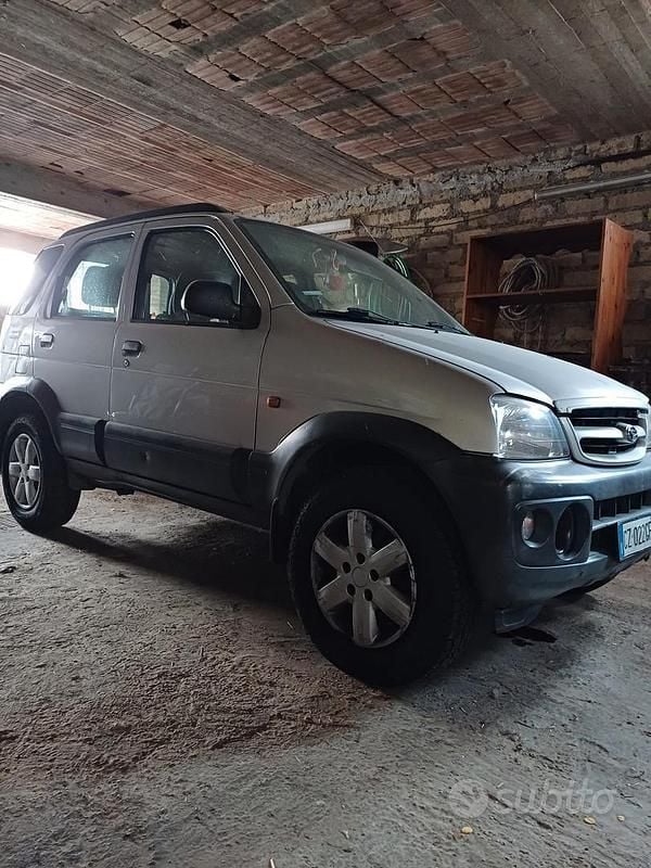 Usata Daihatsu Terios 2005 Grigio SUV