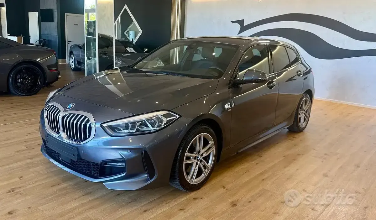 Usata BMW 116 M Sport 116 CV (85 kW) 2021 Grigio Utilitaria
