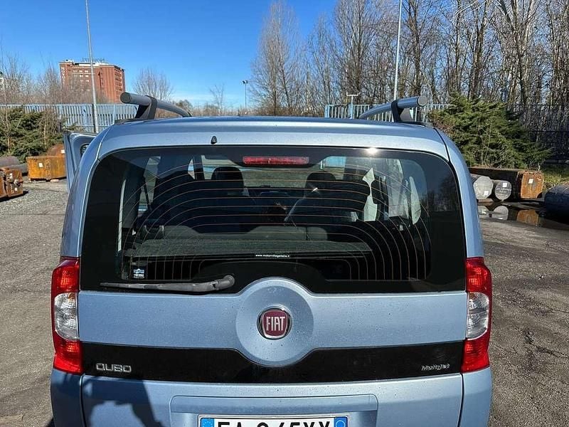 Usata Fiat Qubo Dynamic 95 CV (69 kW) 2015 Blu/azzurro Monovolume
