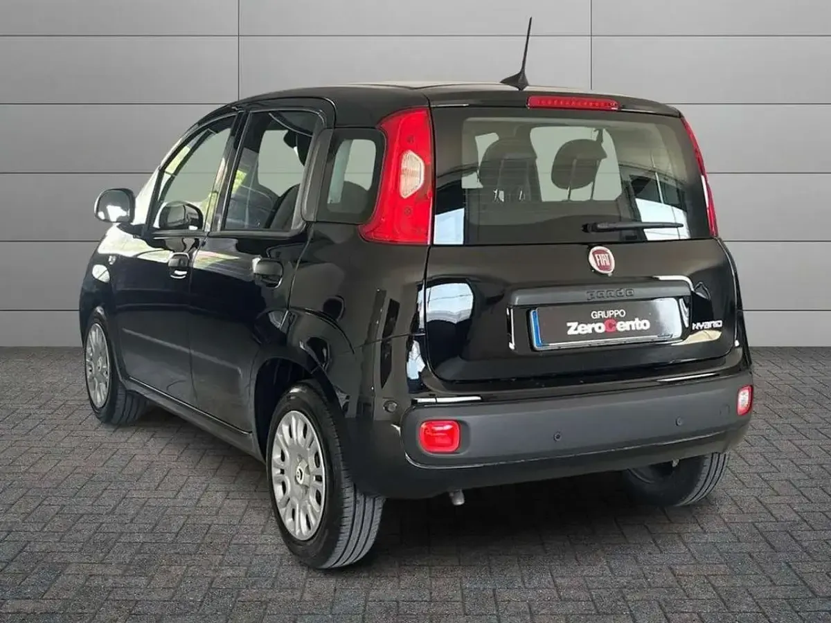 Usata Fiat Panda Cross Cross 69 CV (50 kW) 2025 Nero Utilitaria