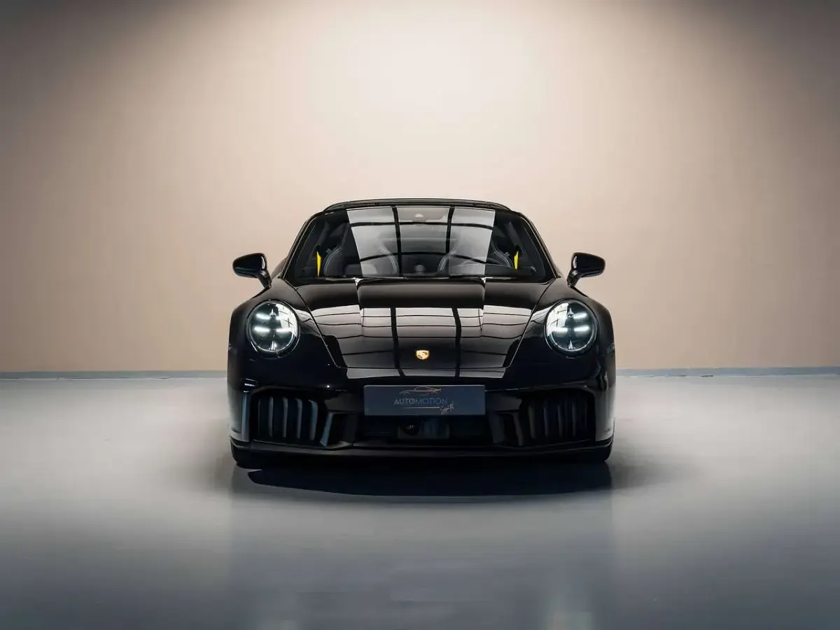 Nuova Porsche 992 541 CV (397 kW) 2026 Nero profondo metallizzato Cabrio