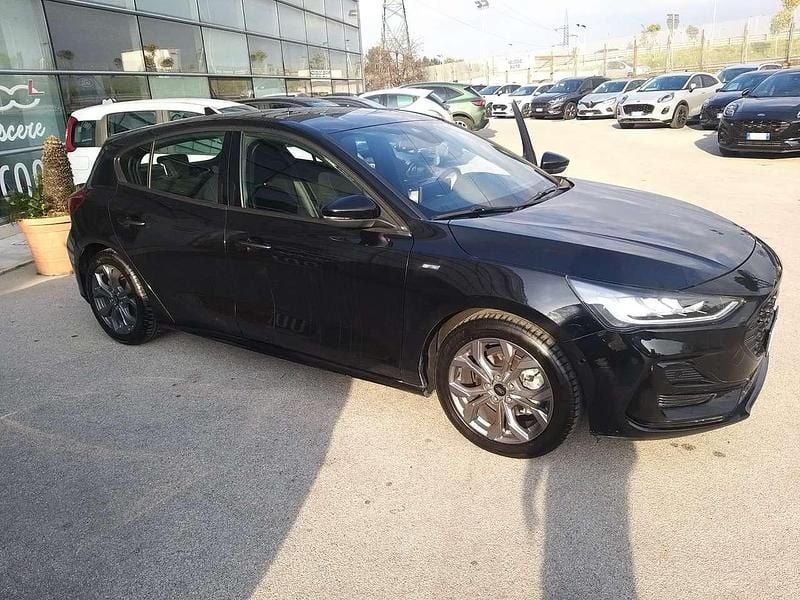 Agate black Usata 2022 Ford Focus ST-Line Tre volumi | 15.499 € (Super prezzo) - Immagine 1/4