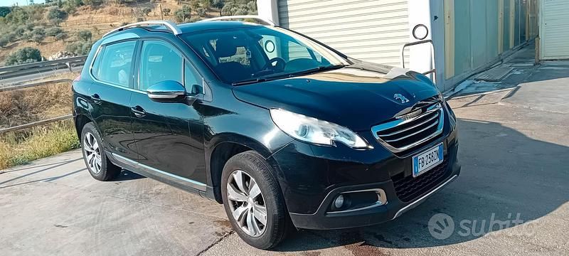 Usata Peugeot 2008 115 CV (84 kW) 2016 Nero SUV