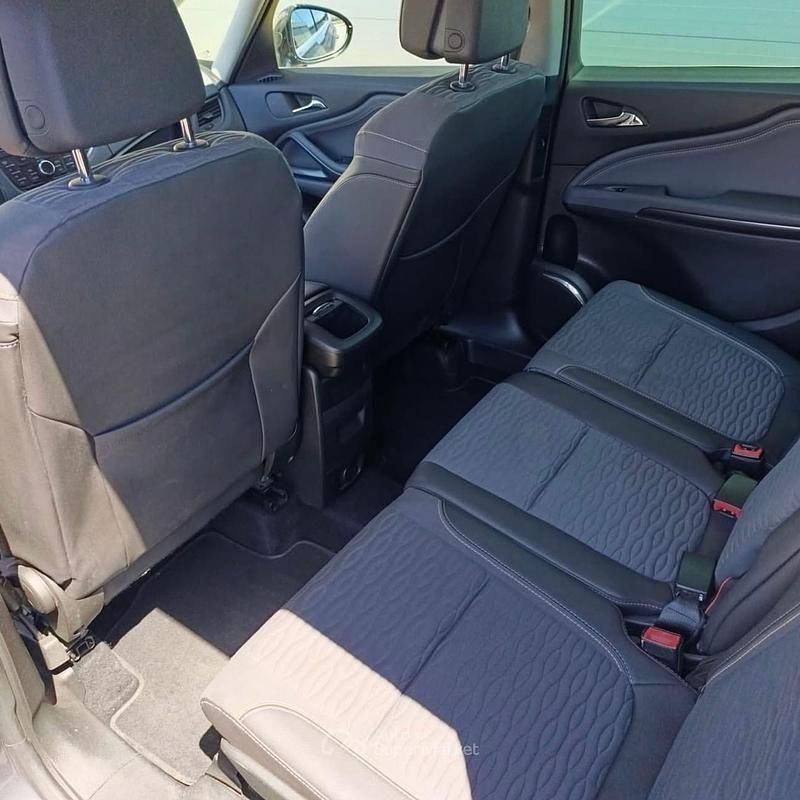 Usado Opel Zafira Comfort 131 CV (96 kW) 2012 Gris Monovolumen