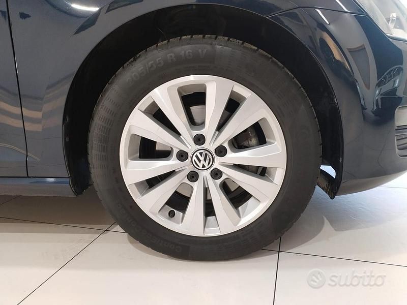 Usata VW Golf VII Comfortline 105 CV (77 kW) 2014 Blu Station wagon