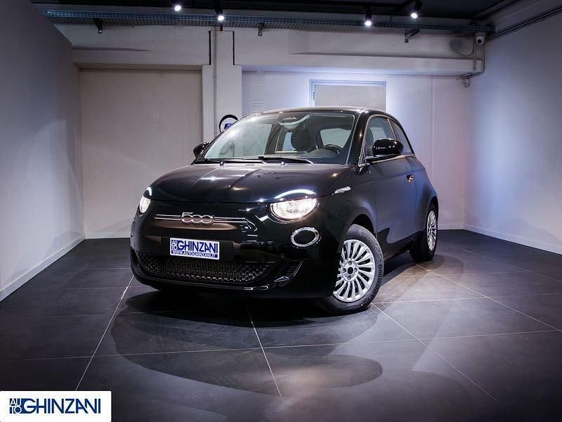Nuova Fiat 500e Tech 42 kW (58 CV) 2025 Nero Berlina