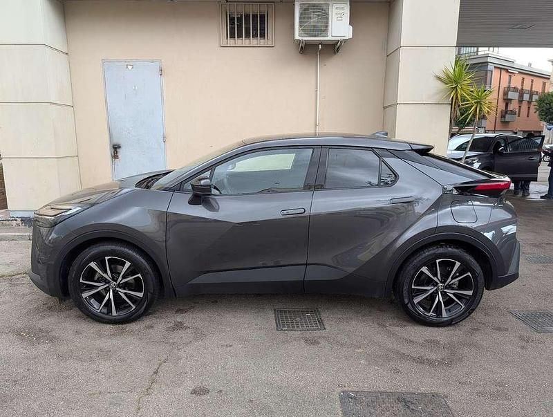 Usata Toyota C-HR Trend 152 CV (111 kW) 2024 SUV