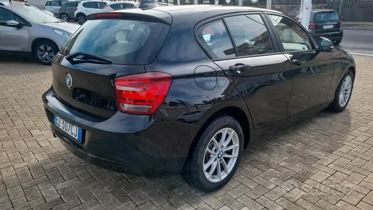 Usata BMW 118 150 CV (110 kW) 2015 Nero Utilitaria