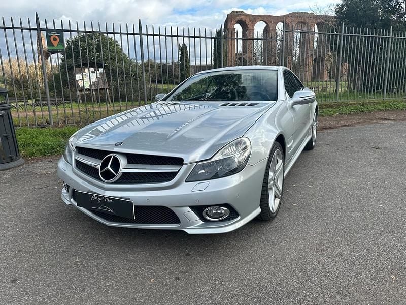 Usata Mercedes SL350 AMG 315 CV (231 kW) 2009 Argento Cabrio