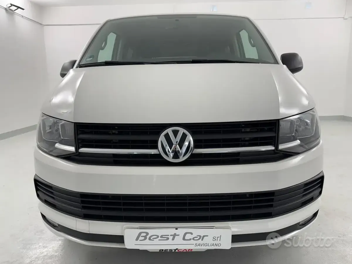 Usata VW Multivan Trendline 150 CV (110 kW) 2016 Bianco Monovolume