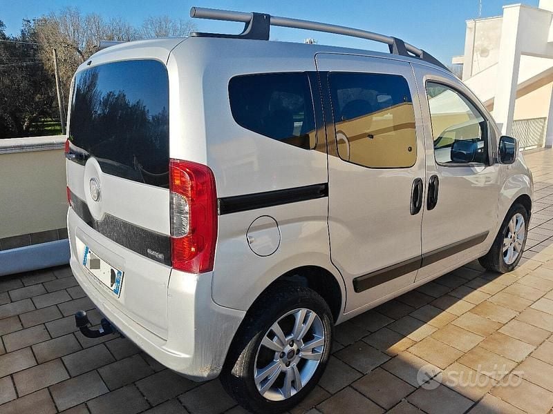 Usata Fiat Qubo Trekking 75 CV (55 kW) 2011 Grigio Monovolume