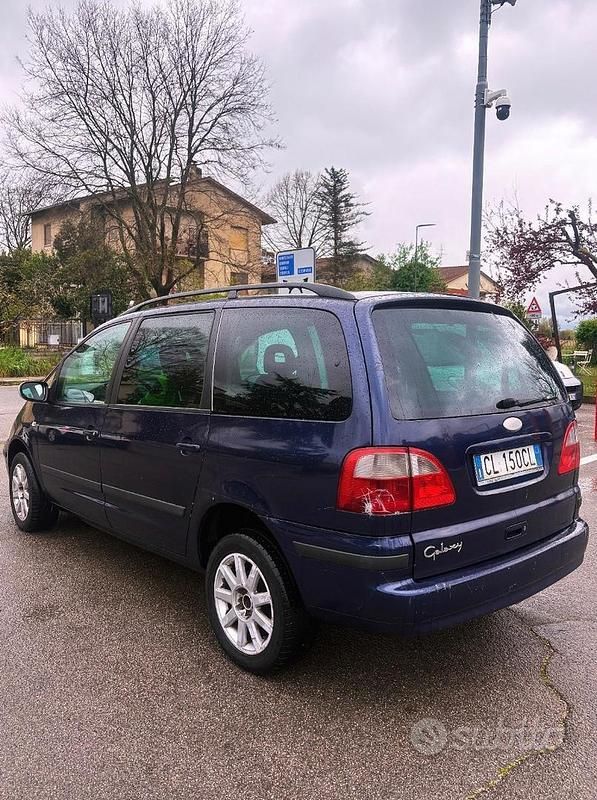 Usata Ford Galaxy 131 CV (96 kW) 2004 Blu Monovolume