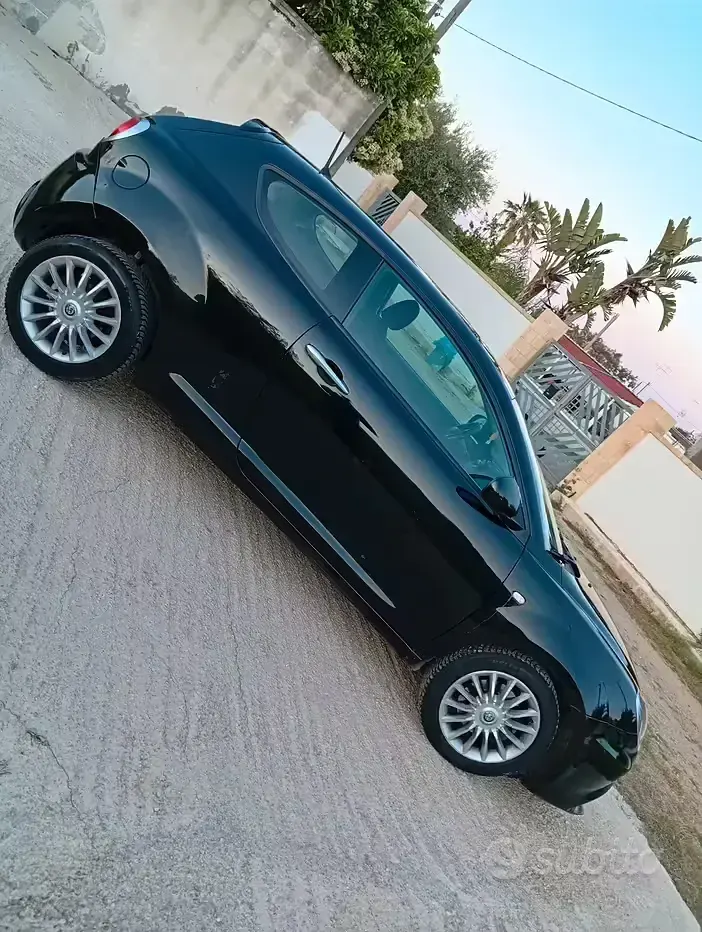 Usata Alfa Romeo MiTo 95 CV (69 kW) 2018 Nero Utilitaria