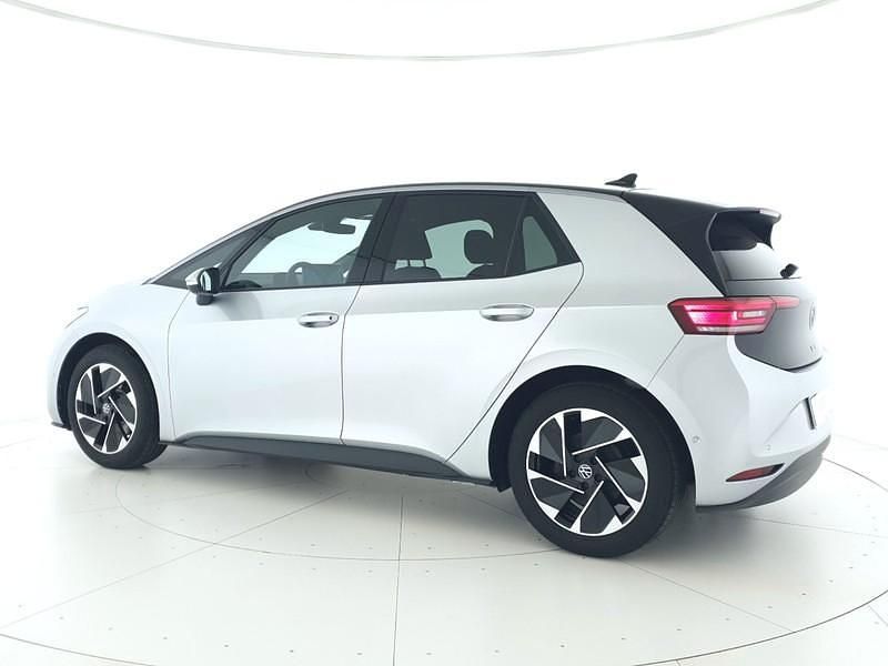 Nuova VW ID.3 Pro 69 kW (95 CV) 2026 Scale silver metallizzato nero Utilitaria
