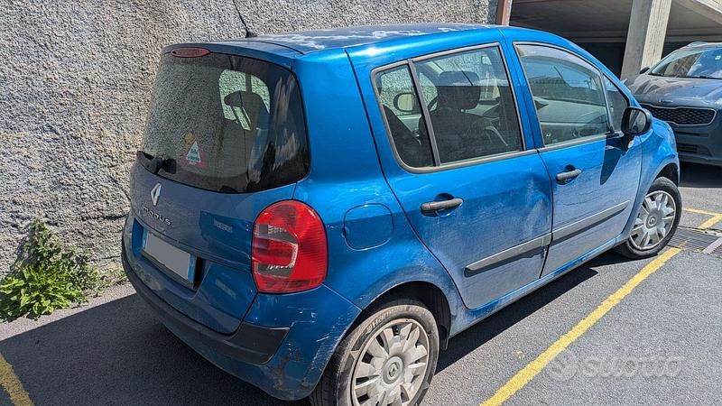 Usata Renault Modus 68 CV (50 kW) 2008 Blu Monovolume