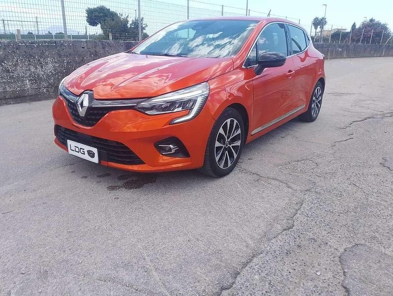 Usata Renault Clio V Edition One 101 CV (74 kW) 2020 Other Berlina