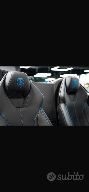 Usata Lamborghini Huracán 2017 Blu Cabrio