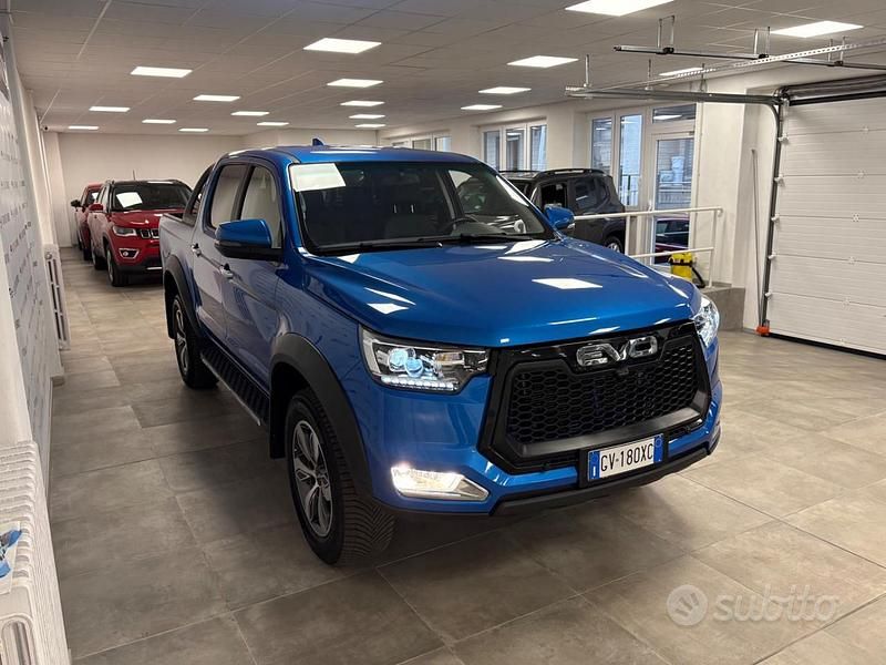 Usata EVO Cross 4 136 CV (100 kW) 2024 Blu Pick-up