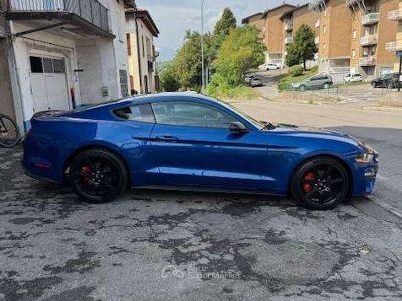 Usata Ford Mustang Fastback 314 CV (230 kW) 2018 Metalizziato Coupé