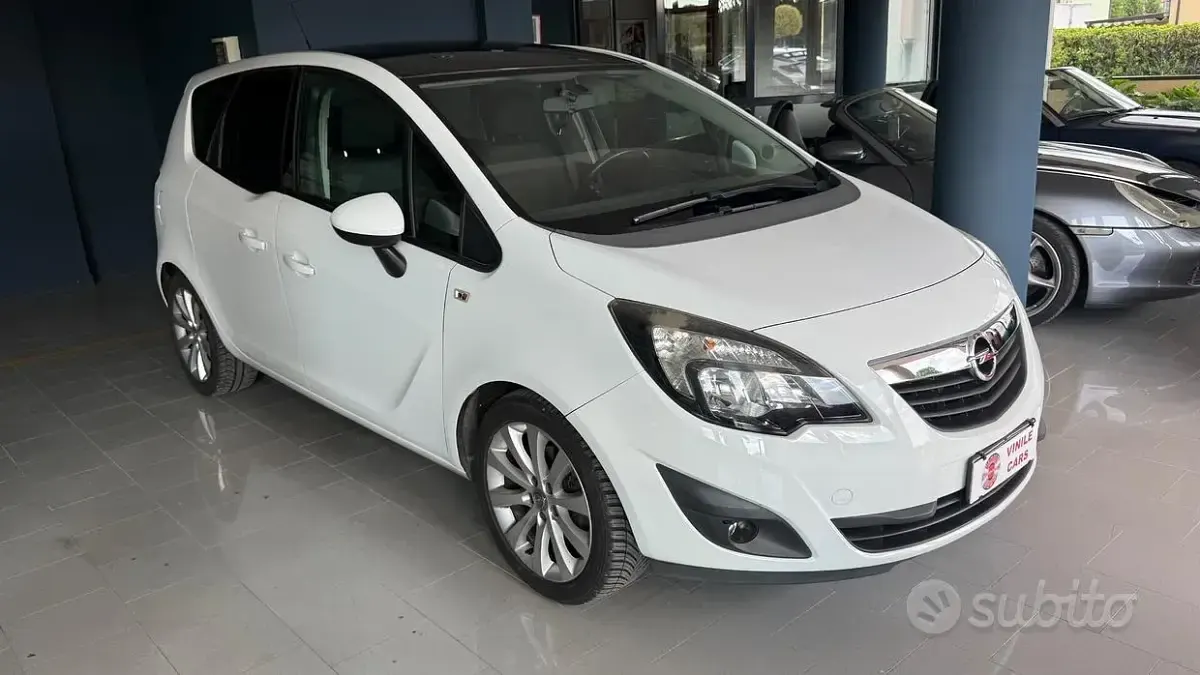 Usata Opel Meriva Cosmo 120 CV (88 kW) 2012 Bianco Monovolume
