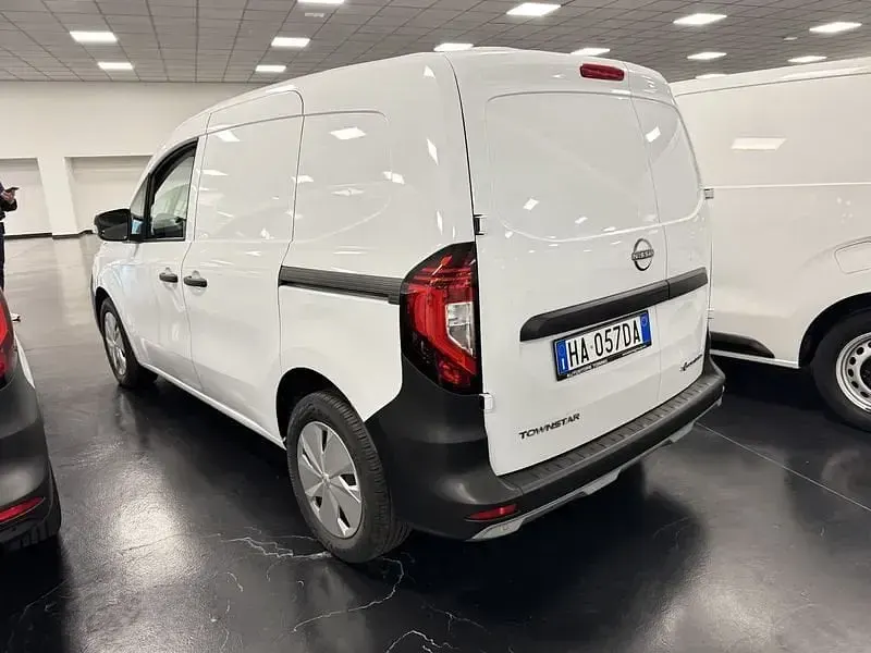 Usata Nissan Townstar Acenta 89 kW (122 CV) 2025 Bianco Furgone