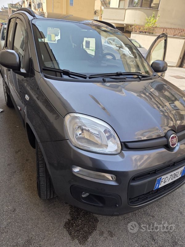 Usata Fiat Panda 70 CV (51 kW) 2016 Grigio Utilitaria