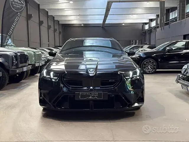 Usata BMW M5 585 CV (430 kW) 2025 Nero metallizzato Station wagon