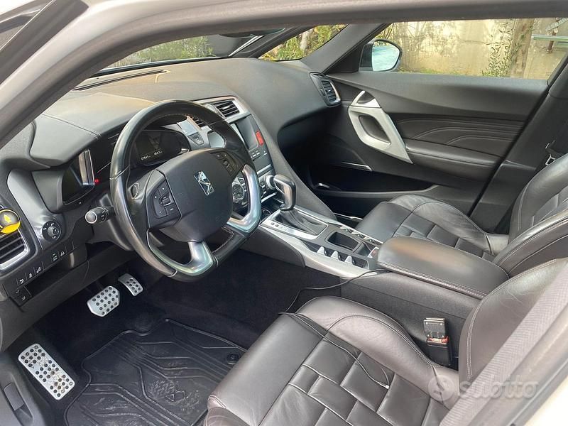 Usata Citroën DS5 2016 Bianco Utilitaria