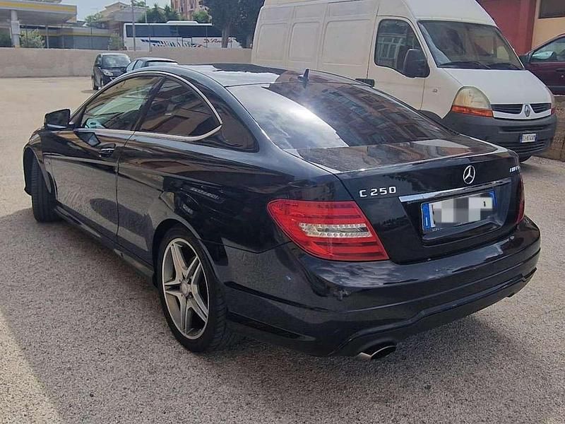 Usata Mercedes C250 Avantgarde 204 CV (150 kW) 2012 Nero Coupé