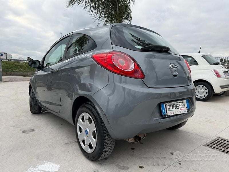 Usata Ford Ka 69 CV (50 kW) 2013 Grigio Utilitaria