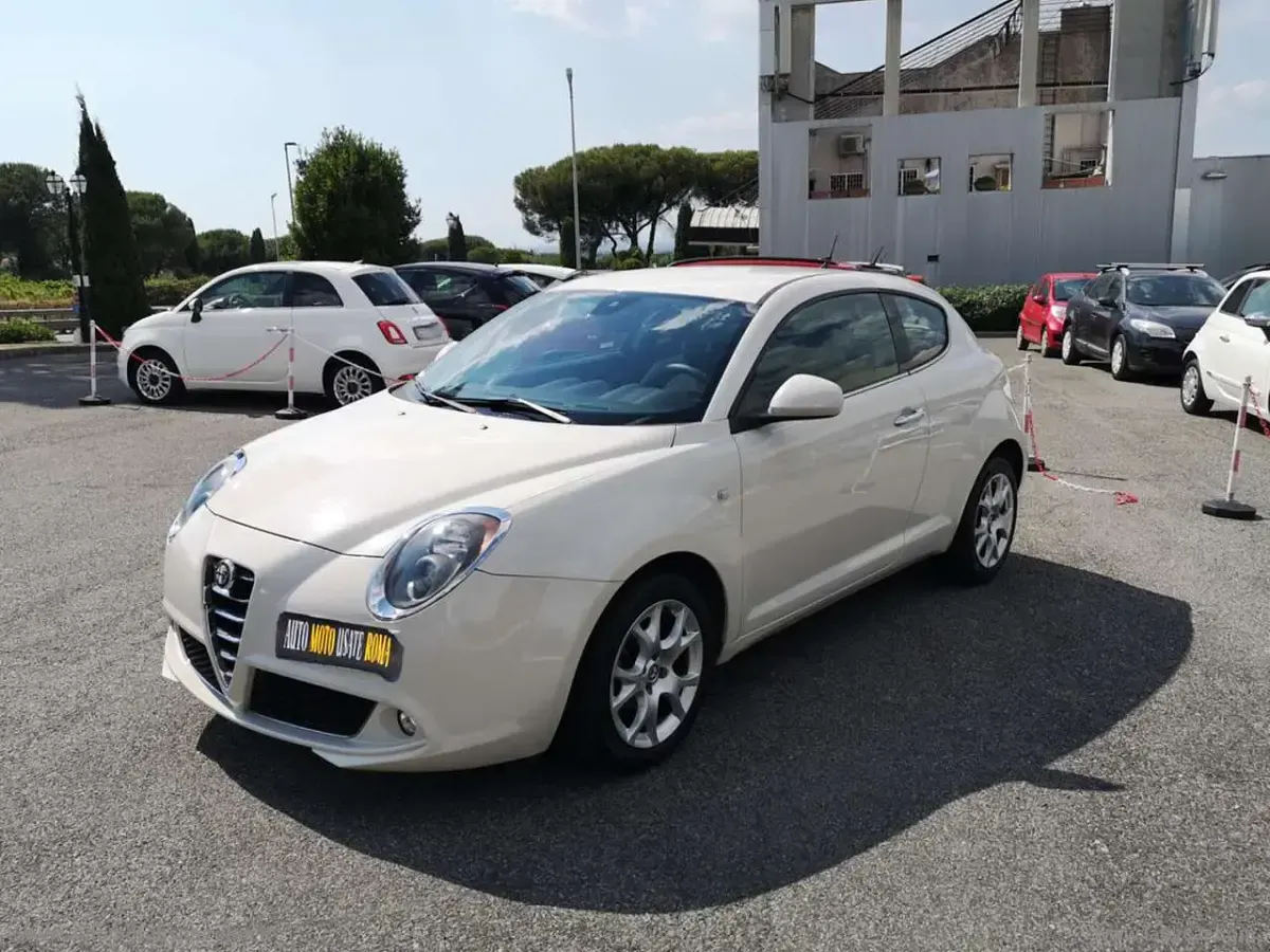 Usata Alfa Romeo MiTo 77 CV (56 kW) 2016 Bianco Utilitaria