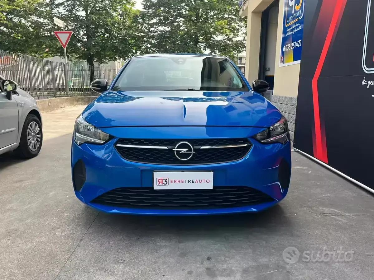 Usata Opel Corsa Elegance 75 CV (55 kW) 2023 Bluazzurro Utilitaria