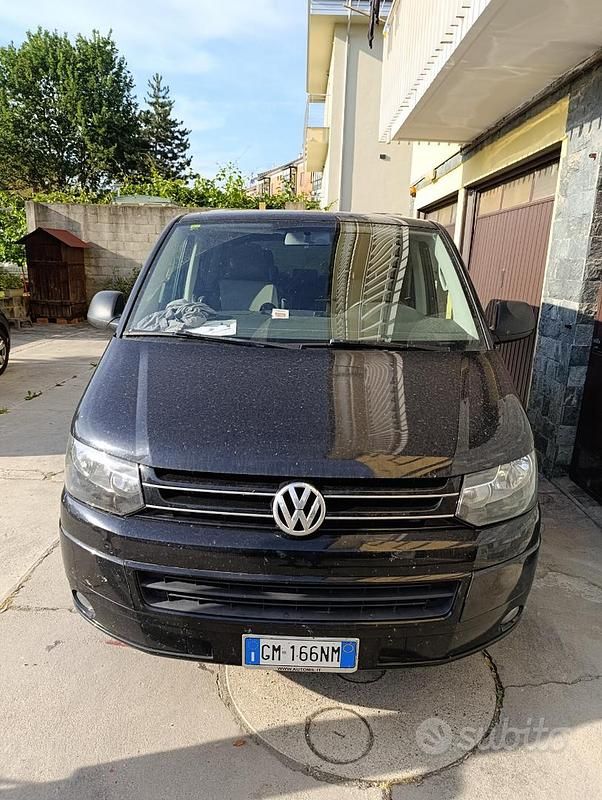 Usata VW Multivan Startline 140 CV (102 kW) 2014 Nero Furgone