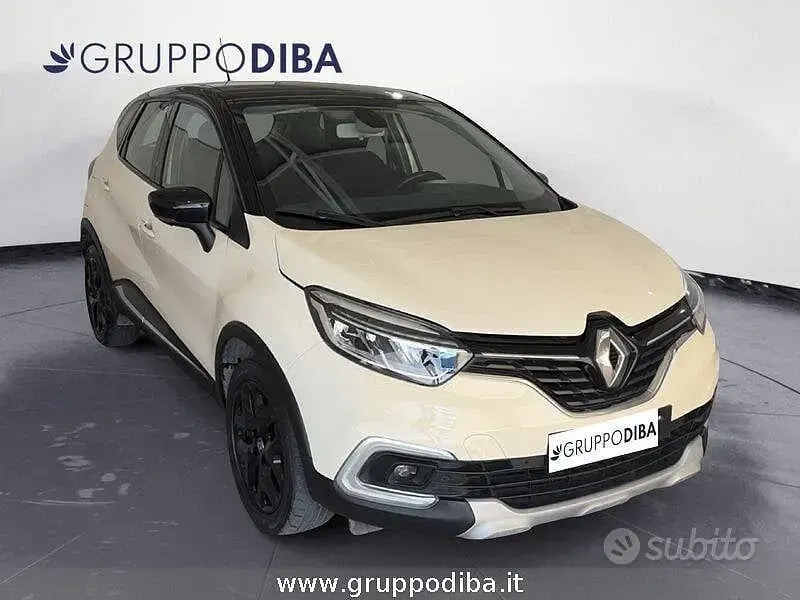 Occasion Renault Captur Zen 90 ch (66 kW) 2017 Beige SUV