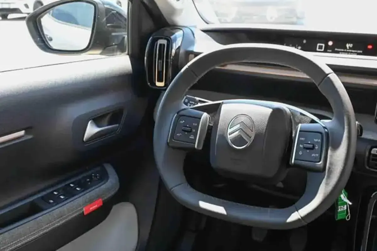 Usata Citroën C3 Aircross PureTech 101 CV (74 kW) 2025 Nero SUV