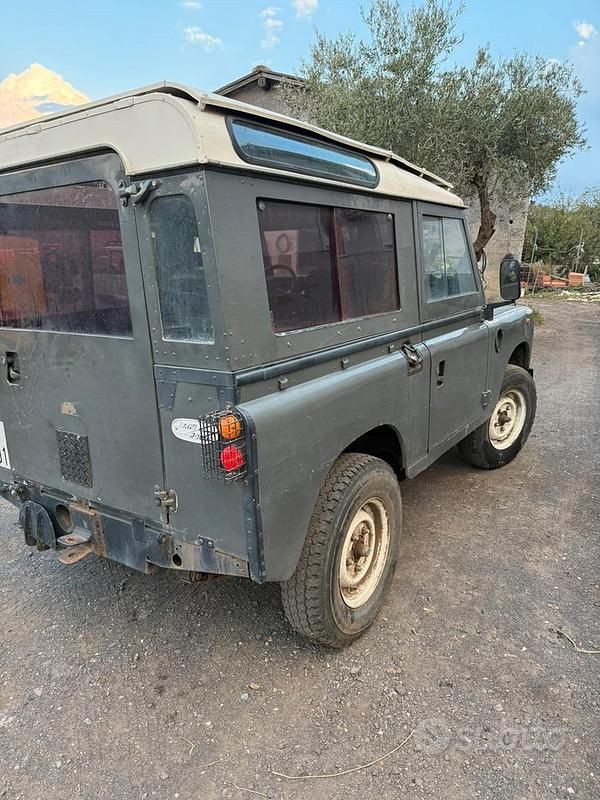 Usata Land Rover 88 1982 Grigio SUV