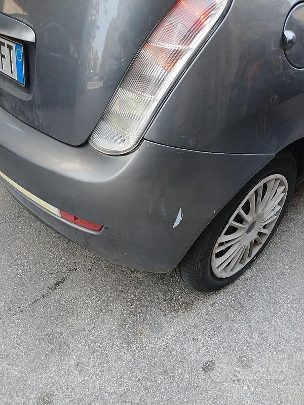 Usata Lancia Ypsilon 60 CV (44 kW) 2009 Utilitaria