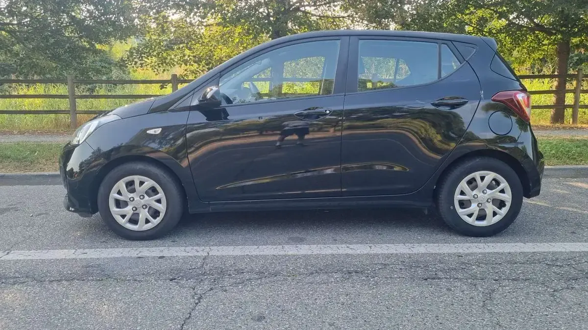 Usata Hyundai i10 Comfort 67 CV (49 kW) 2018 Utilitaria