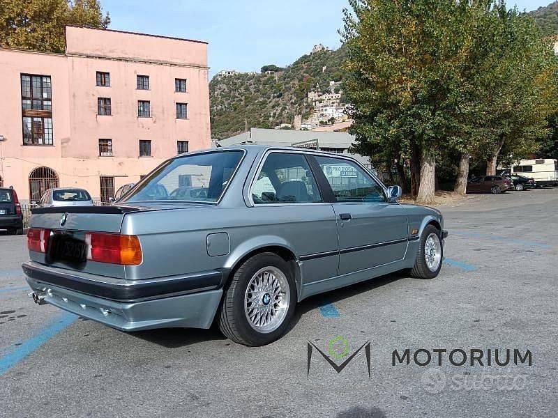 Usata BMW 318 1984 Grigio Coupé