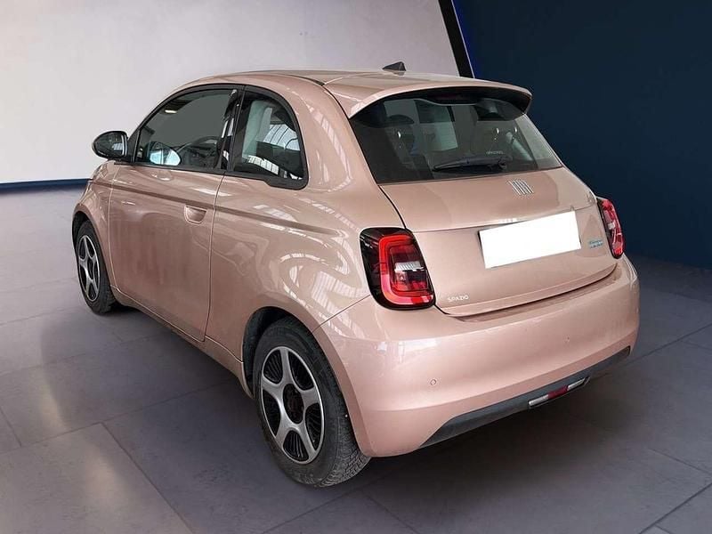 Usata Fiat 500e Passion 86 kW (118 CV) 2021 Other Utilitaria
