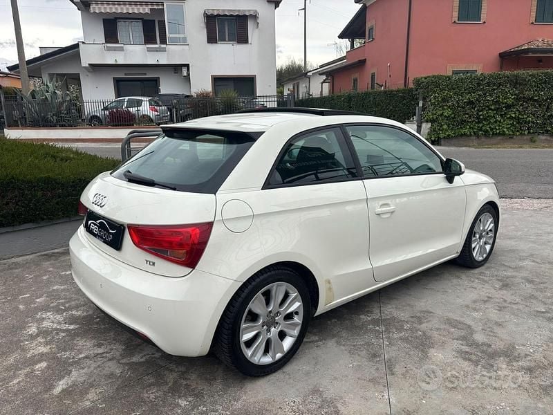 Usata Audi A1 Ambition 105 CV (77 kW) 2011 Bianco Utilitaria